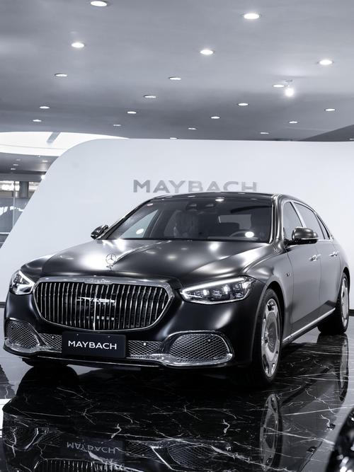 成都青羊区财华缘企业管理咨询岚图汽车的售后服务让用户无忧出行，迈巴赫未来的豪华车趋势